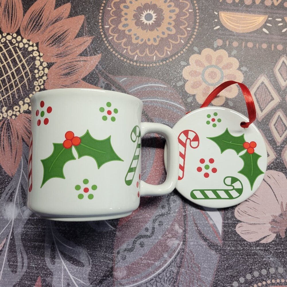 Temptations by Tara White Green Red Ceramic Seasonal Christmas Mug With Lid